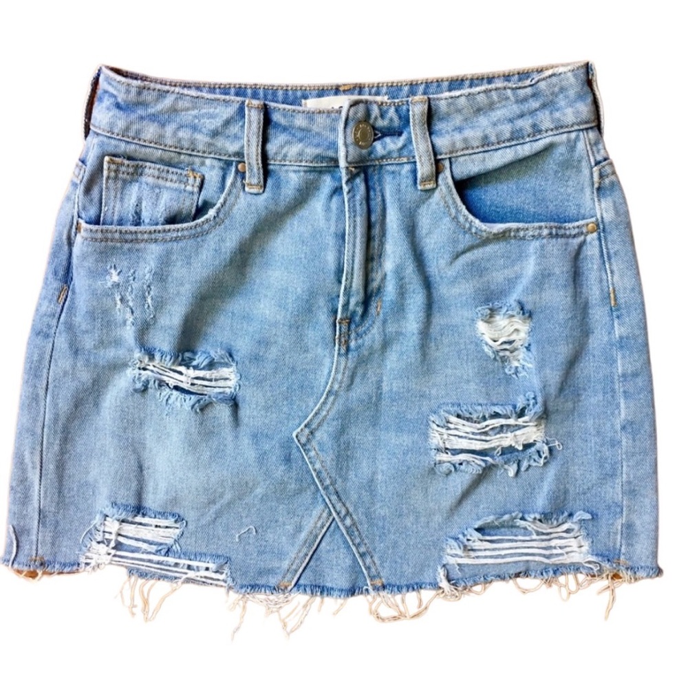 💕”Host Pick”💕 PacSun sz 24 Distressed Denim Jean mini skirt